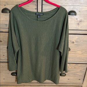 EUC Cable & Gauge Olive Green Top SZ L